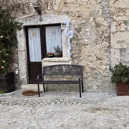 Casa Al Colle Apartment *