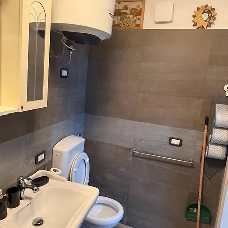 Casa Al Colle 아파트 페스코코스탄초